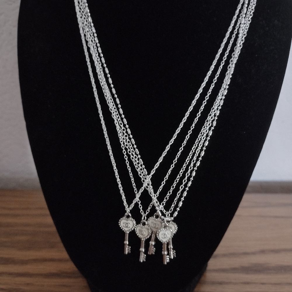 Darling Chanel Fashion Key Charm Necklace 💕